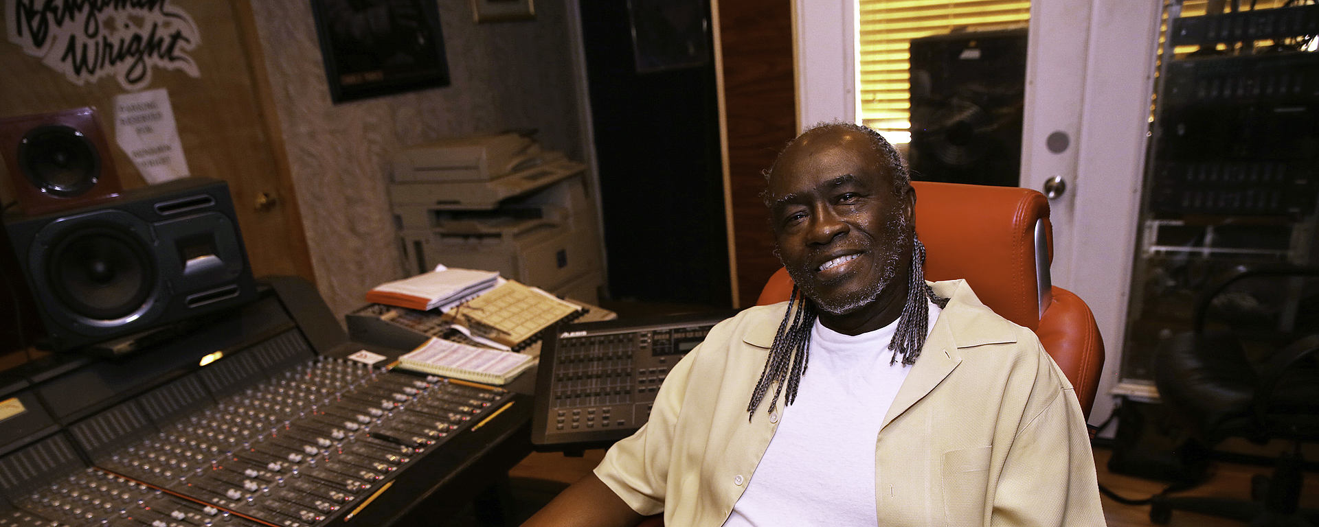 Benjamin Wright uses LEWITT microphones in his studio