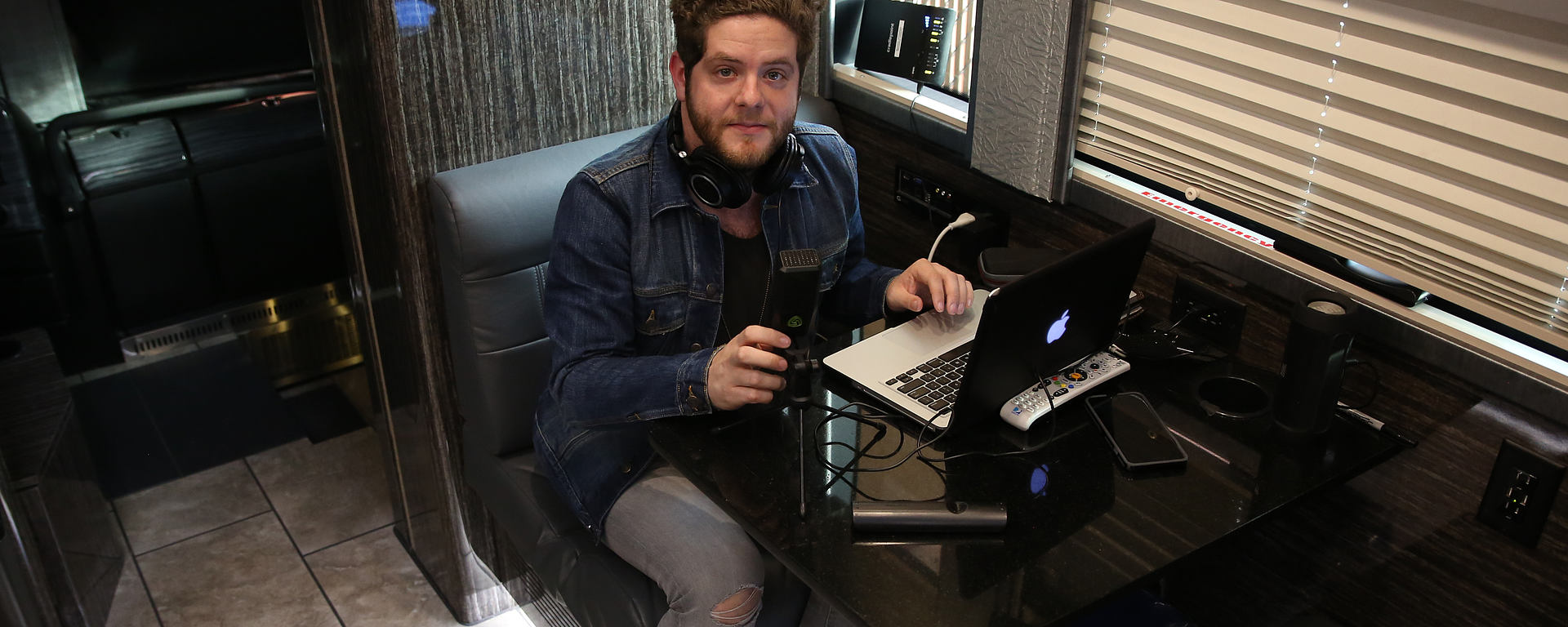 Josh Lovelace about his DGT 450 USB microphone