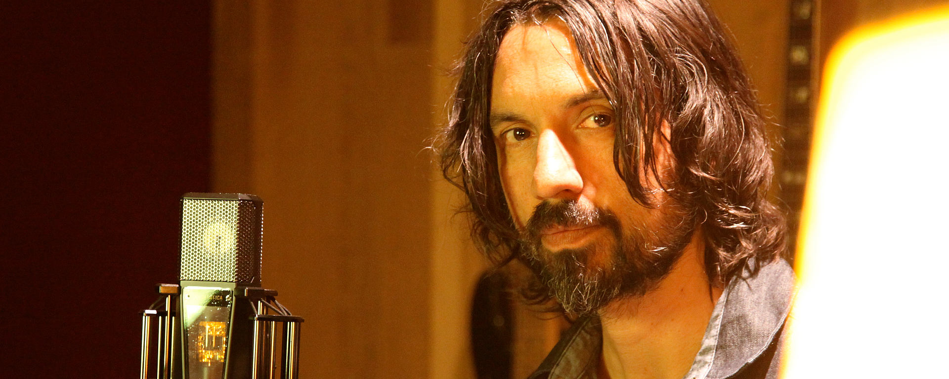 Justin Stanley superproducer uses LCT 940 Tube FET reference studio microphone